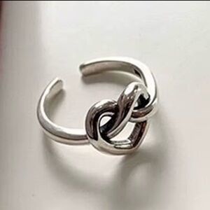 Chic S925 Silver Knot Ring